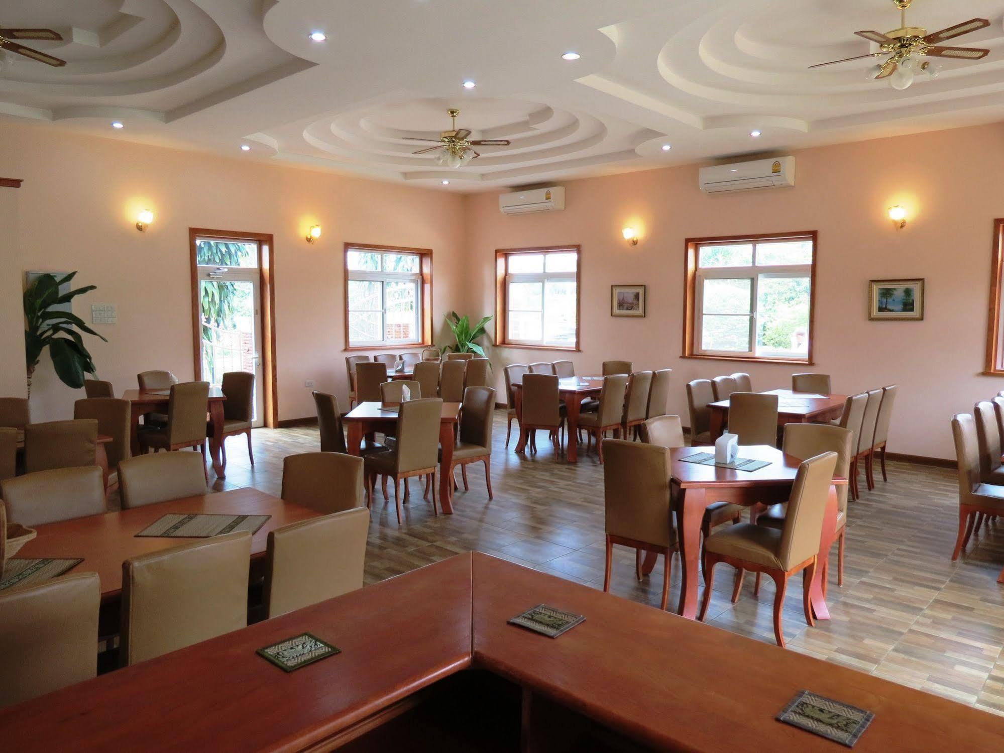 Pongsin Resort Khun Han Bagian luar foto